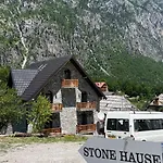 Guest house Stonehouse 3*