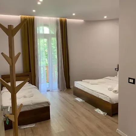 Guest house Stonehouse *