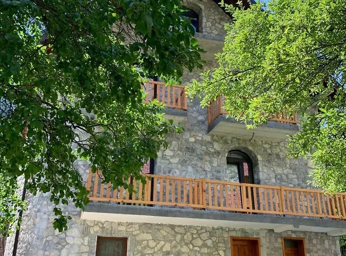 Pensjonat Stonehouse 3*