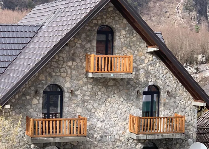 Stonehouse Pensjonat 3*