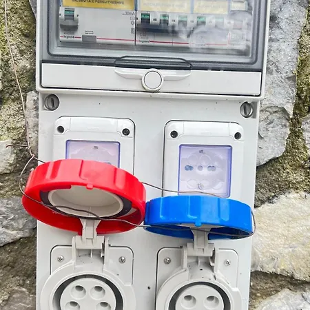 ゲストハウス Stonehouse