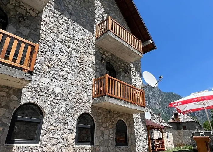 Stonehouse Pensión 3*